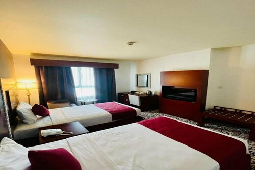 Гостиница Mra Grand Hotel в Дубае