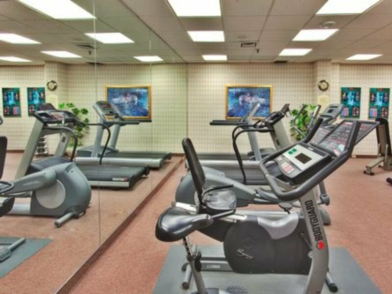 Фото Holiday Inn Toronto International Airport