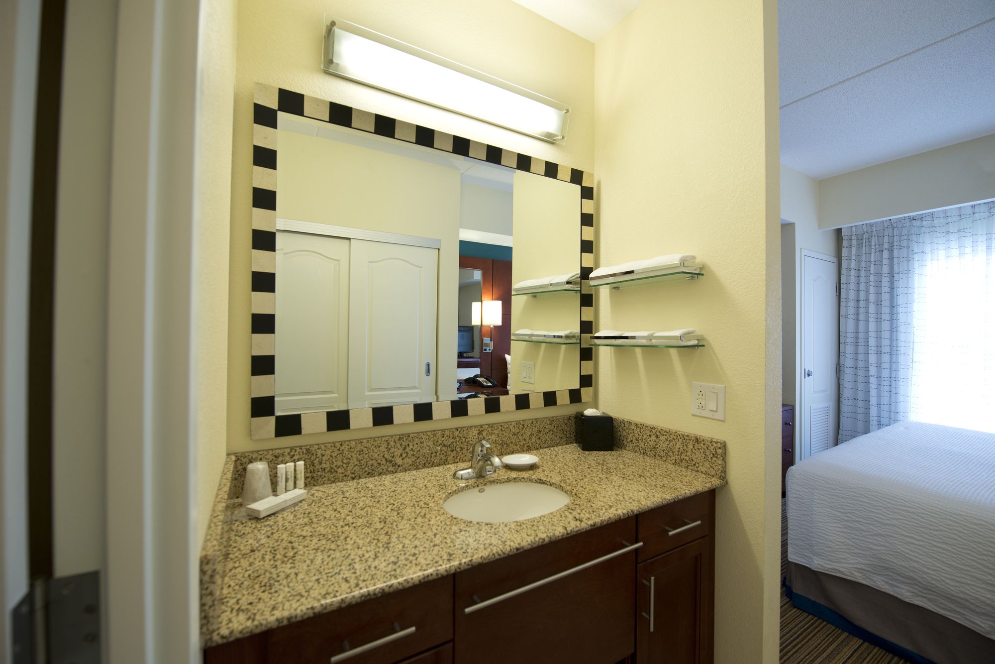 Фото Residence Inn by Marriott Toronto Vaughan