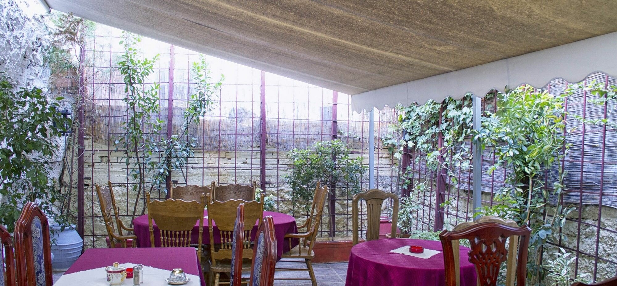 Фото Ilion Hotel Suites