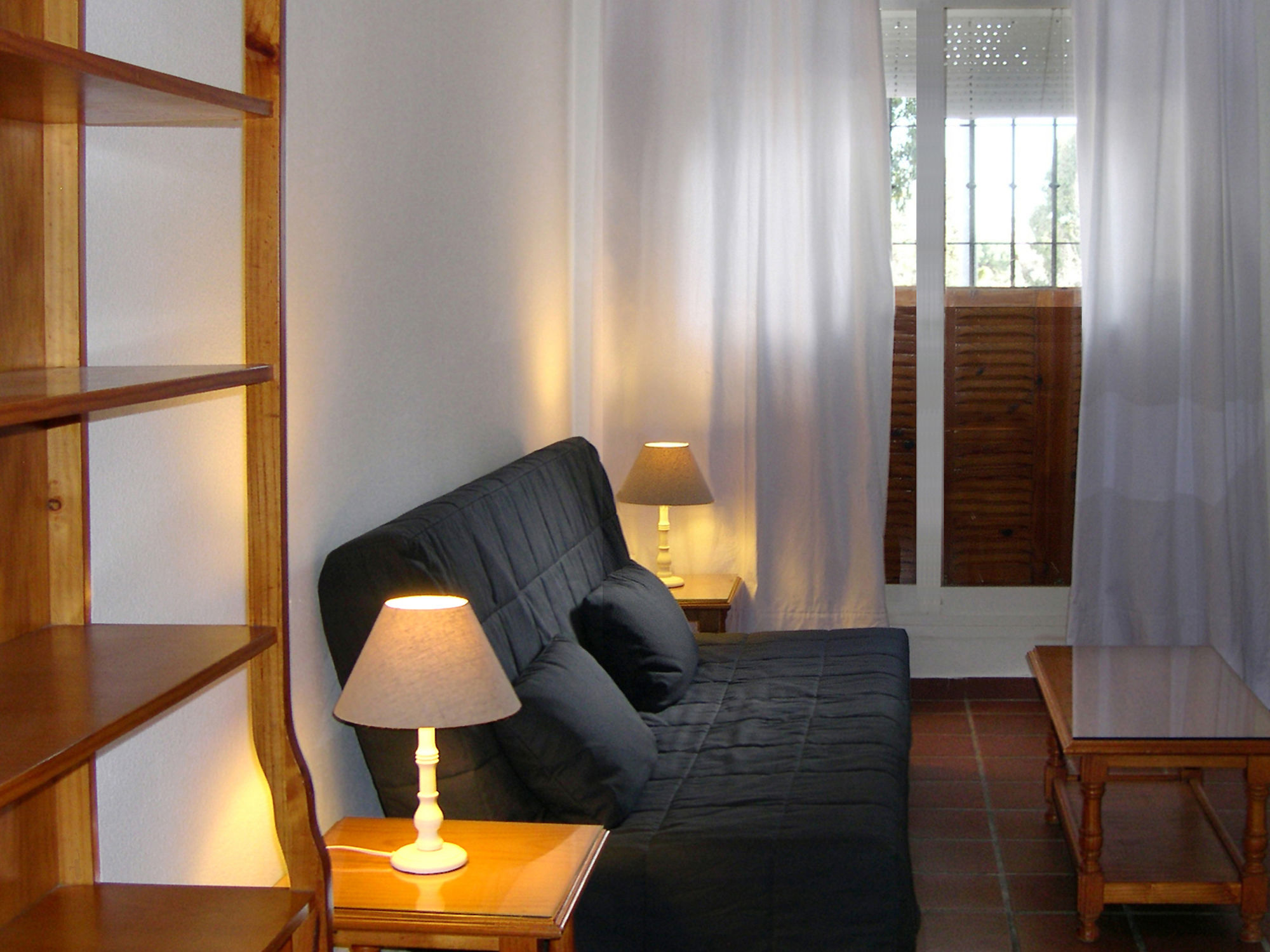 Фото Apartamentos Turisticos La Mundial