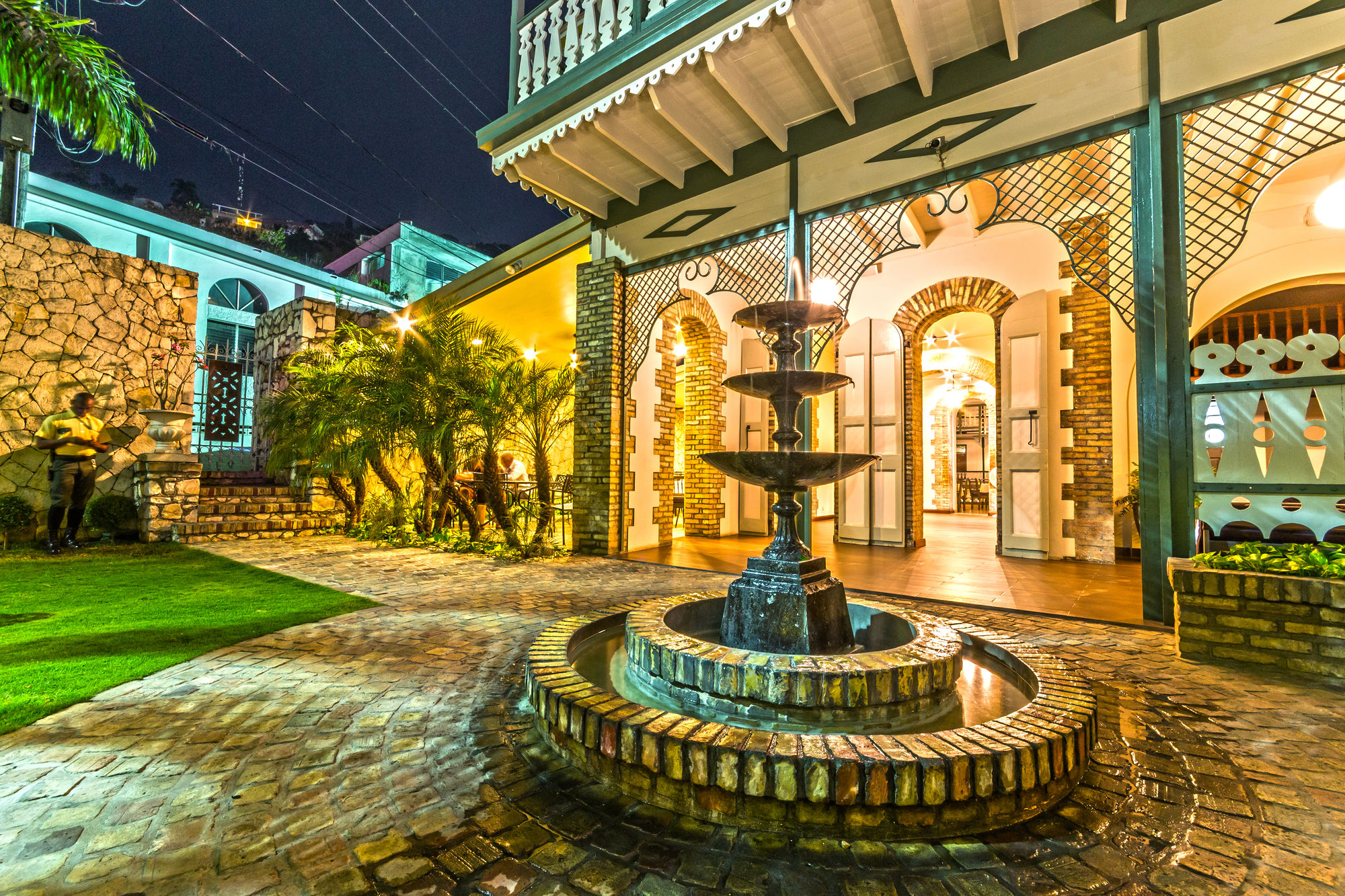 Фото Kinam Hotel