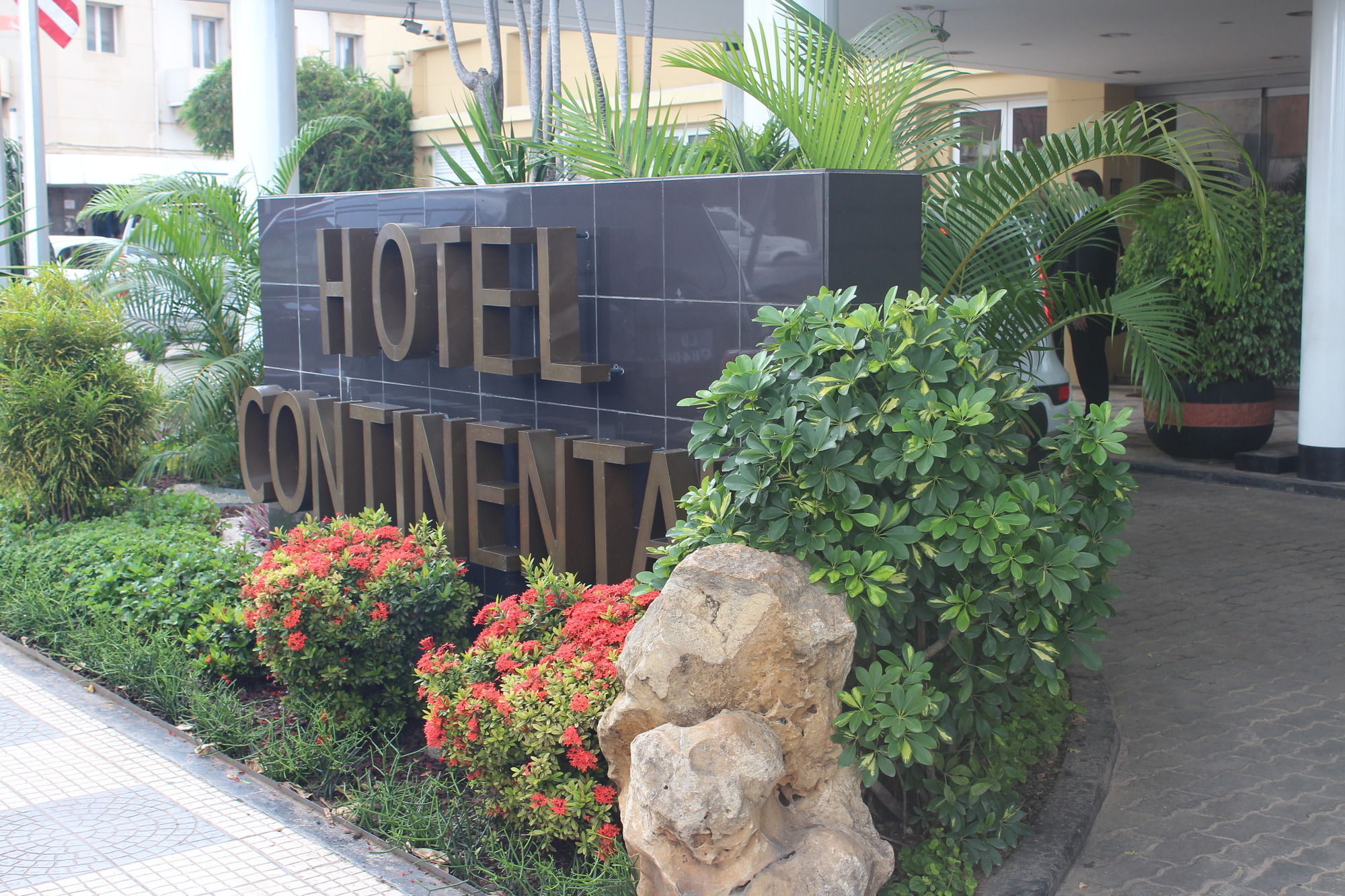 Фото Hotel Continental Luanda