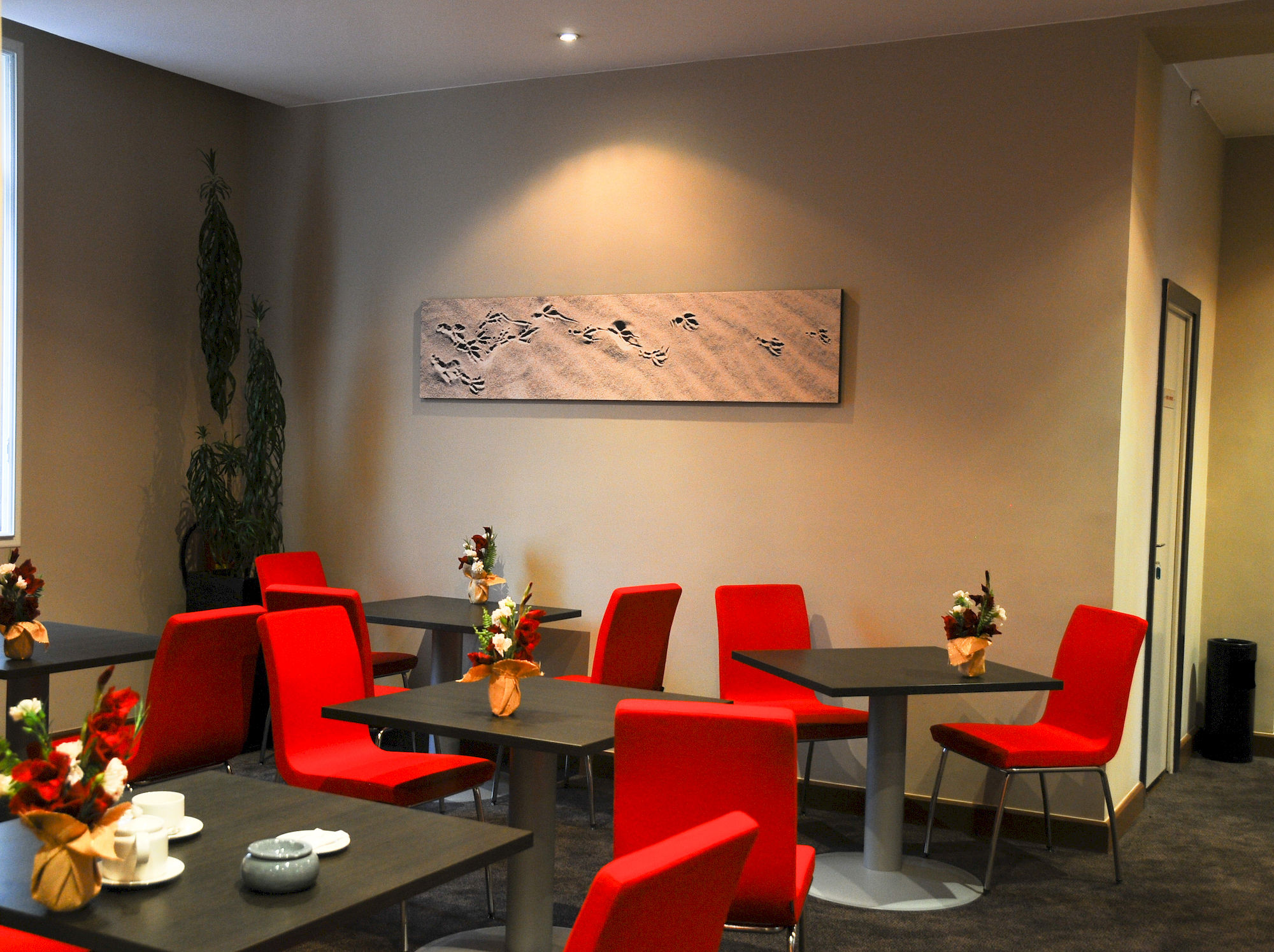 Фото Tana Hôtel