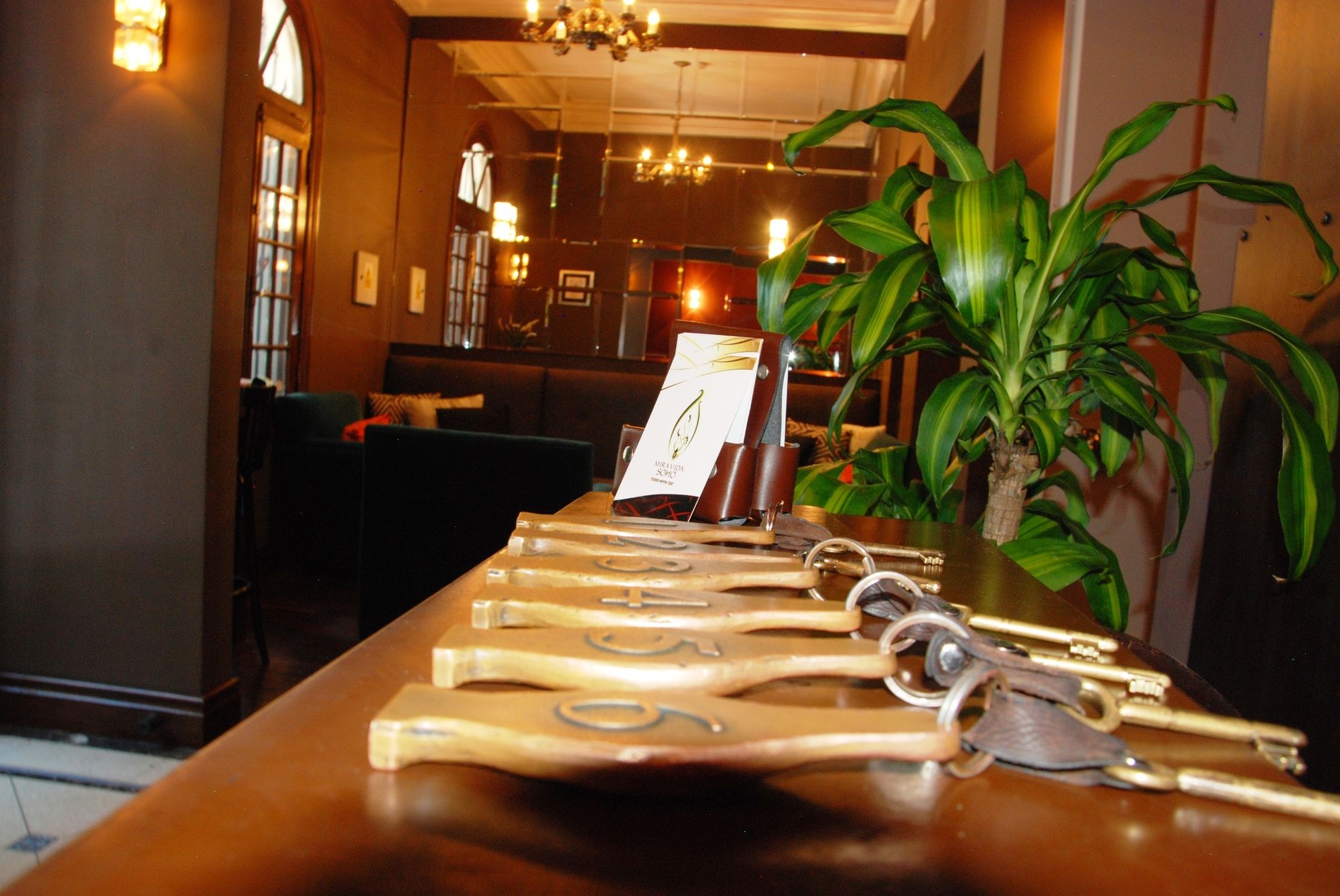 Фото Miravida Soho Hotel & Wine Bar