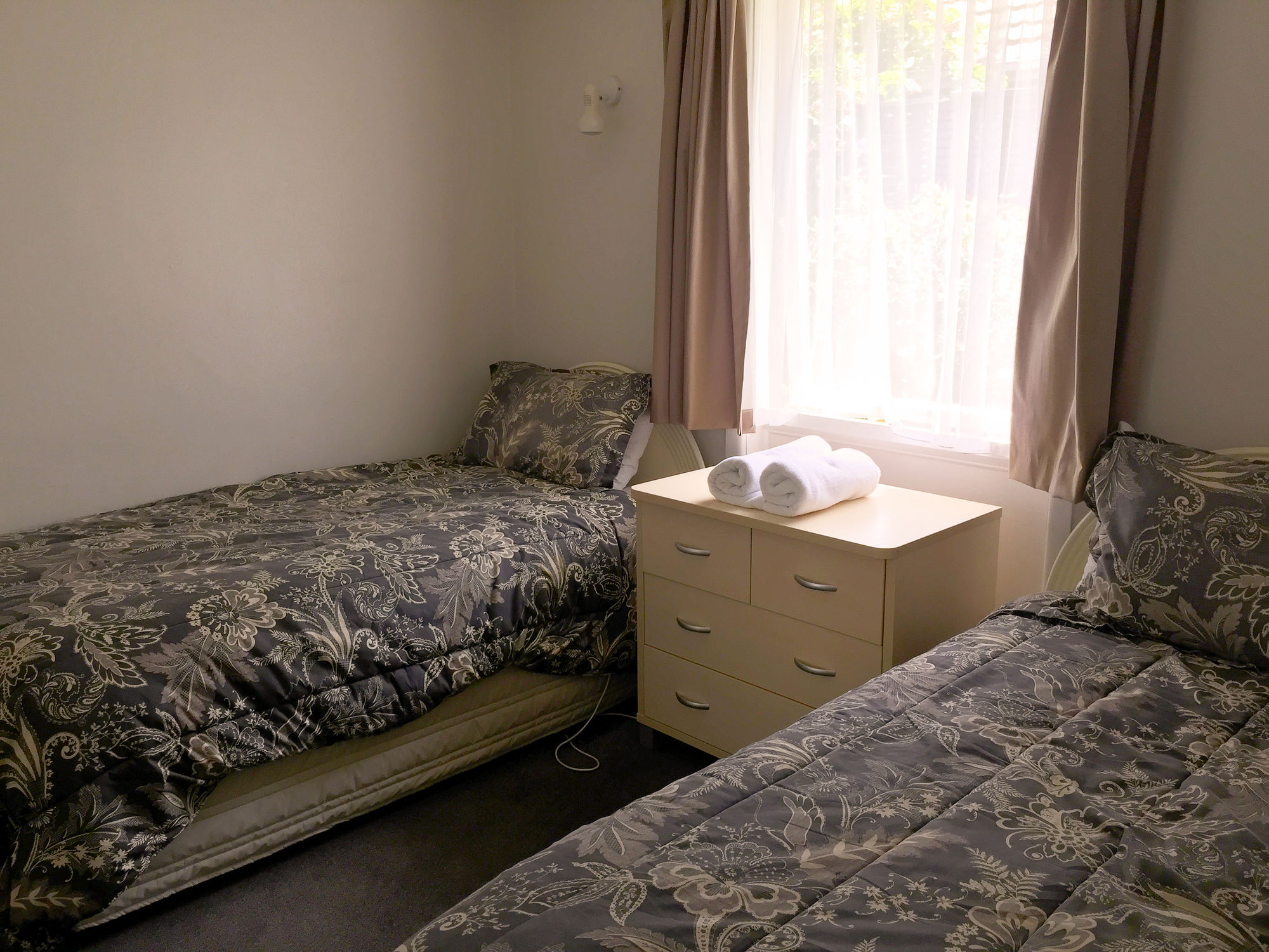 Фото Ashleigh Court Motel