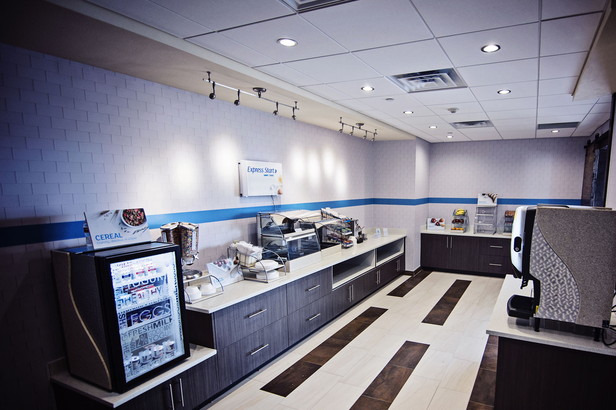 Фото Holiday Inn Express & Suites Edinburg-McAllen Area, an Ihg Hotel