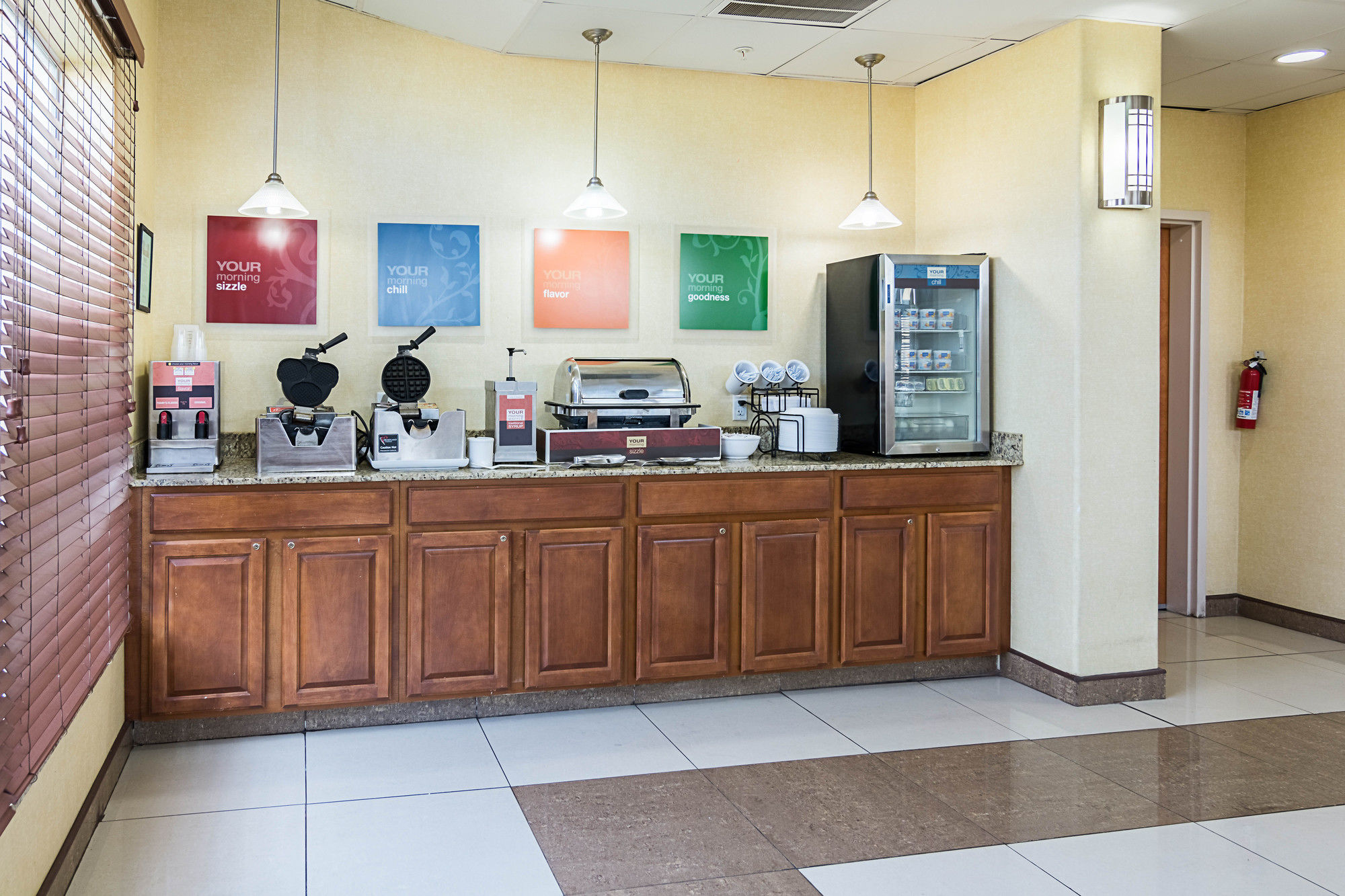 Фото Comfort Inn & Suites Chesapeake - Portsmouth