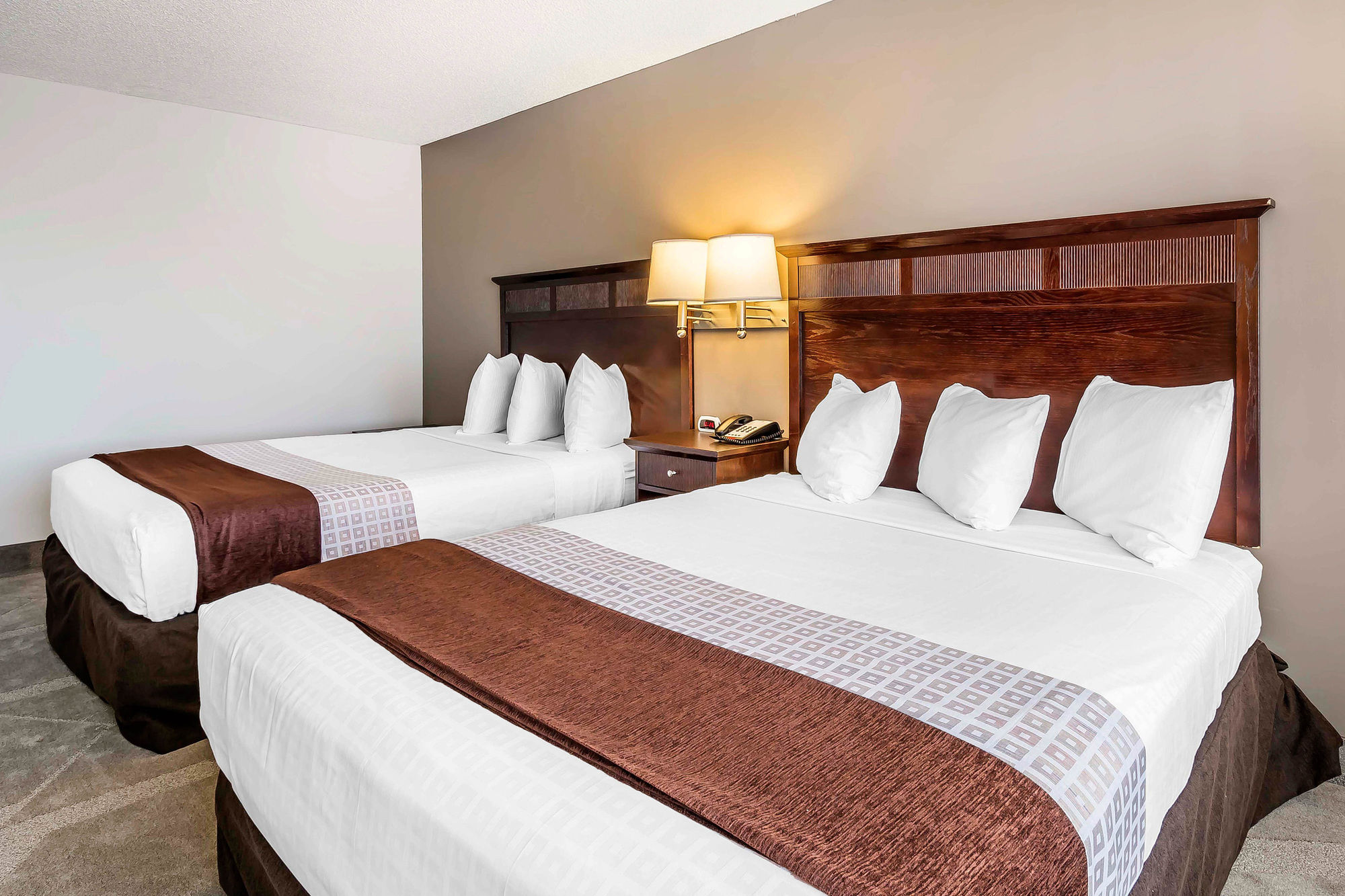 Фото Orlando International Airport Hotel