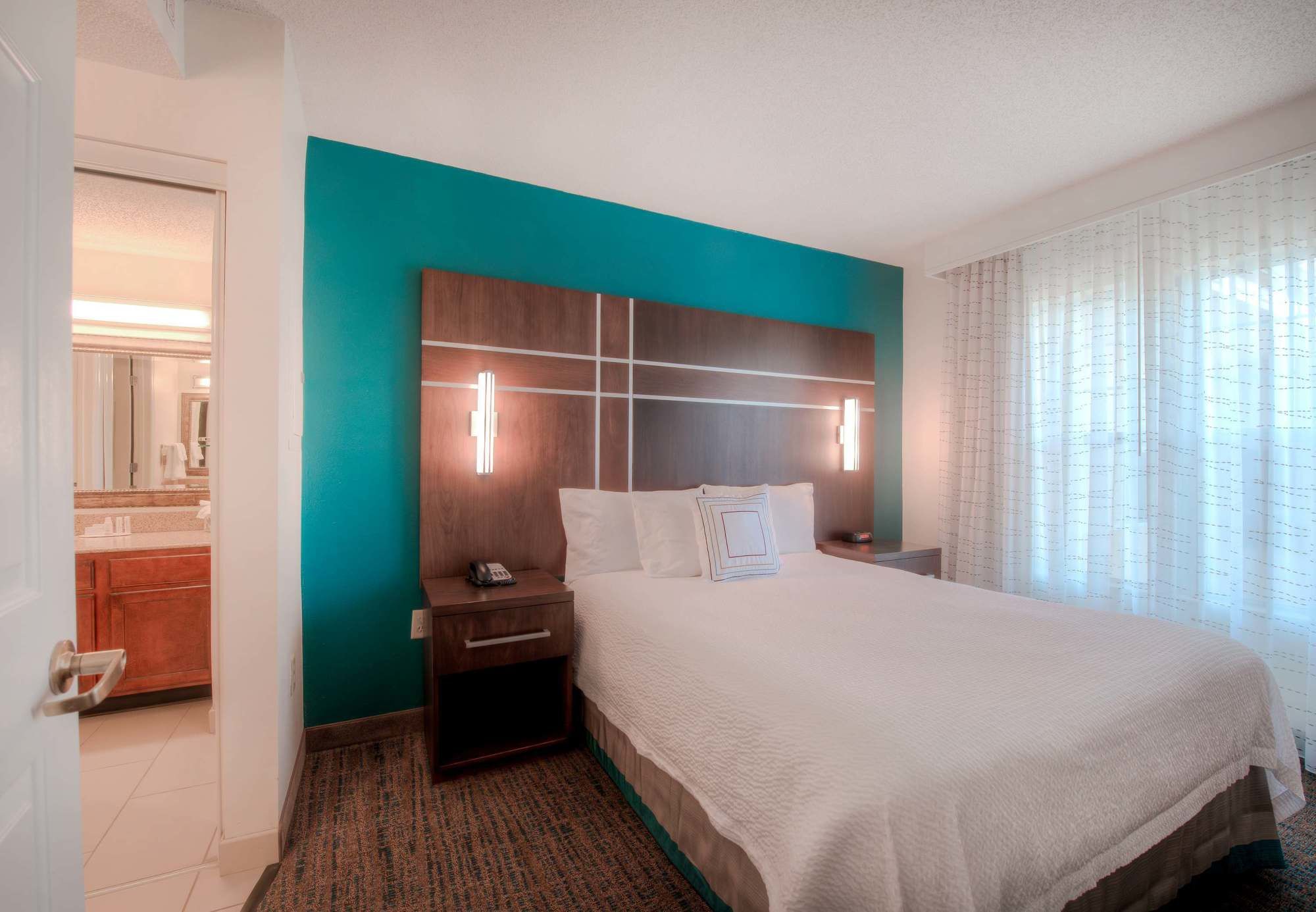 Фото Residence Inn by Marriott Raleigh Crabtree