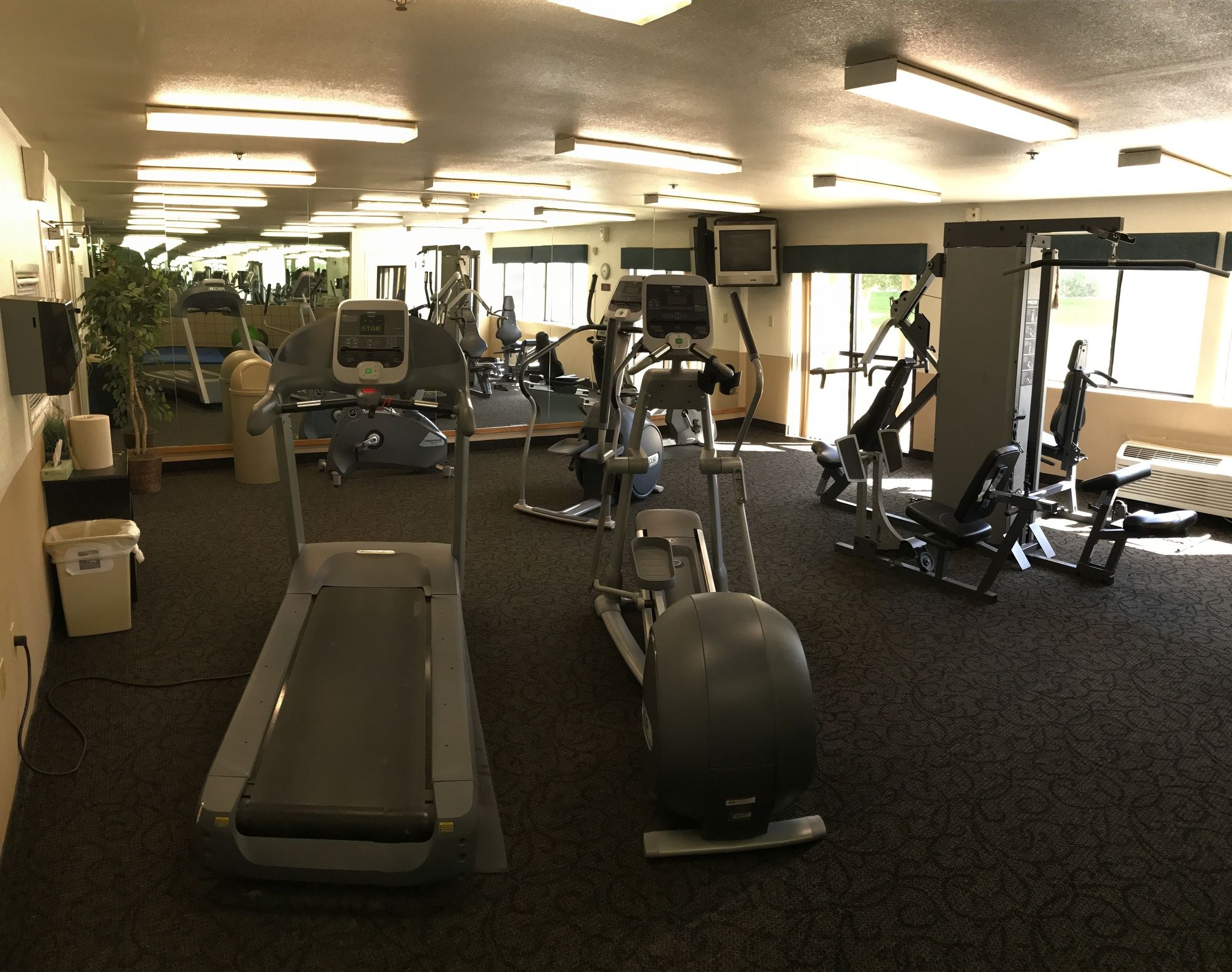 Фото Travelodge by Wyndham Yuma