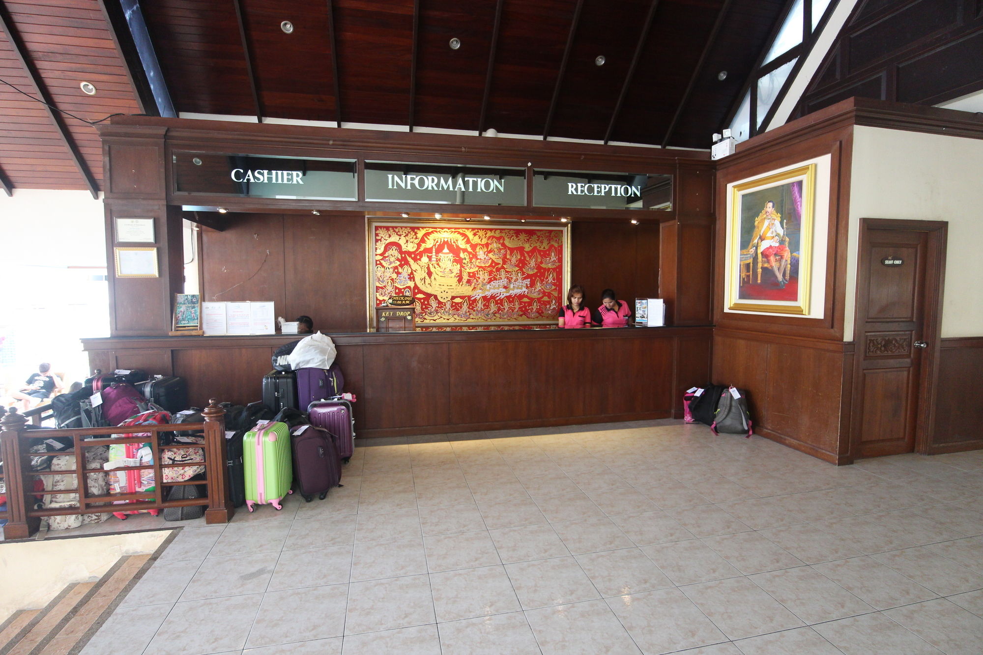 Фото Phi Phi Hotel