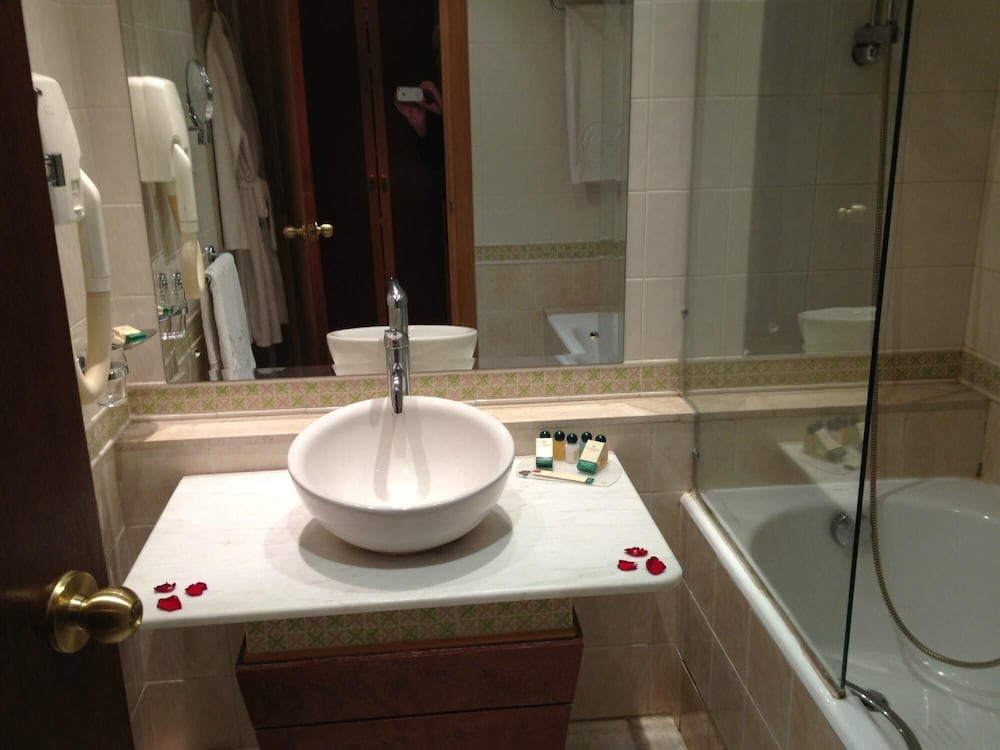 Фото Les Oliviers Palace