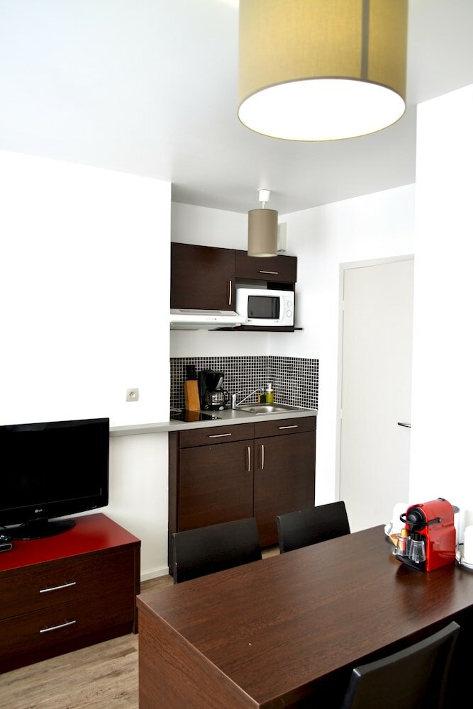 Фото Residhotel Lille Vauban