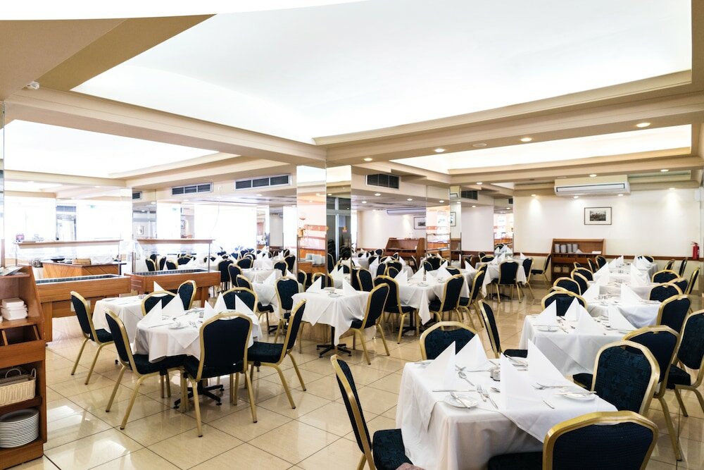 Фото Topaz Hotel