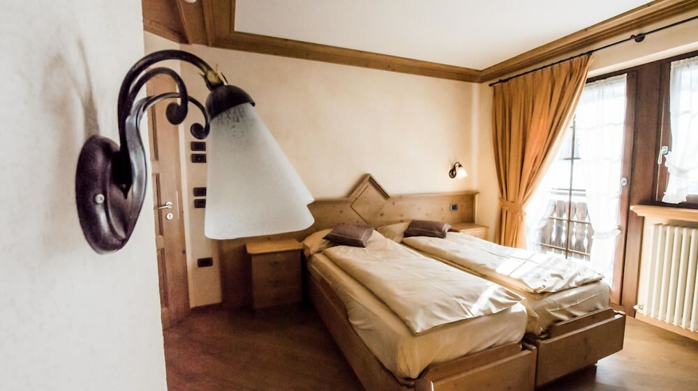 Фото Hotel Capriolo