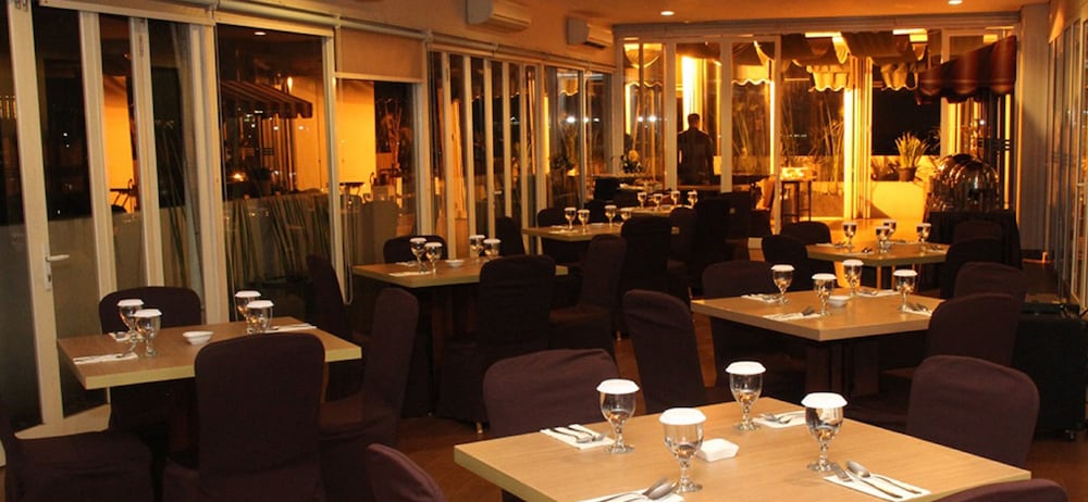 Фото Verona Palace Hotel Bandung