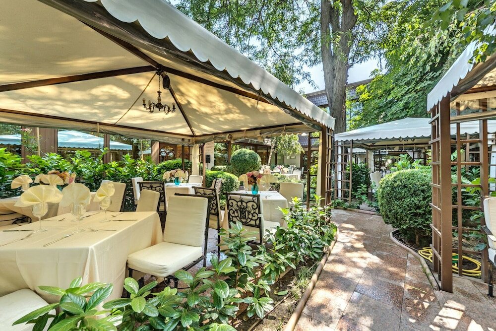 Фото Montecito Hotel