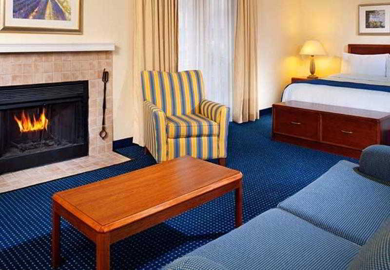 Фото Sonesta Es Suites Ann Arbor