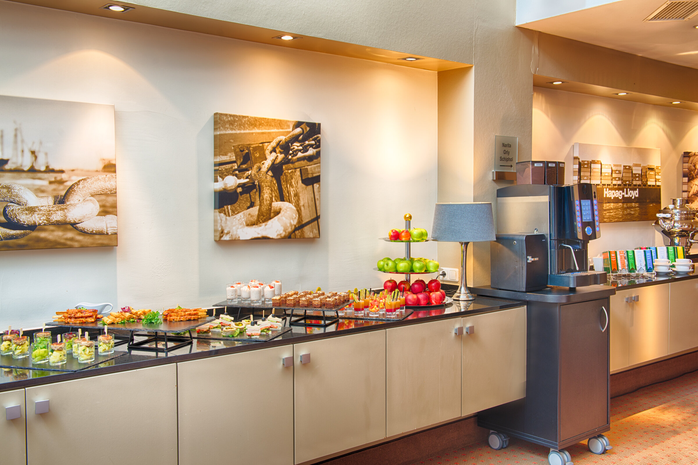 Фото Leonardo Hotel Hamburg Airport