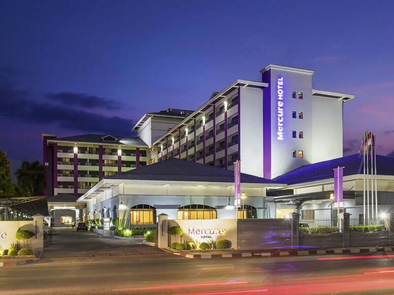 Гостиница Mercure Yangon Kaba Aye в Янгоне