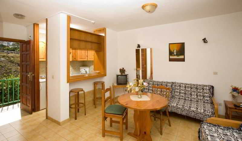 Фото Apartamentos Tinerfe Garden