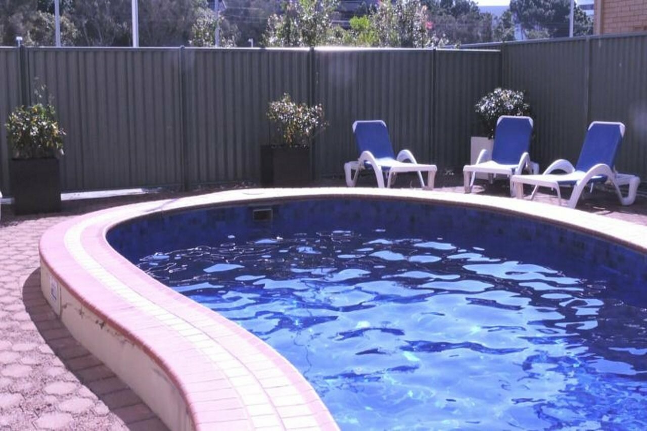 Фото Broadbeach Travel Inn Apartments