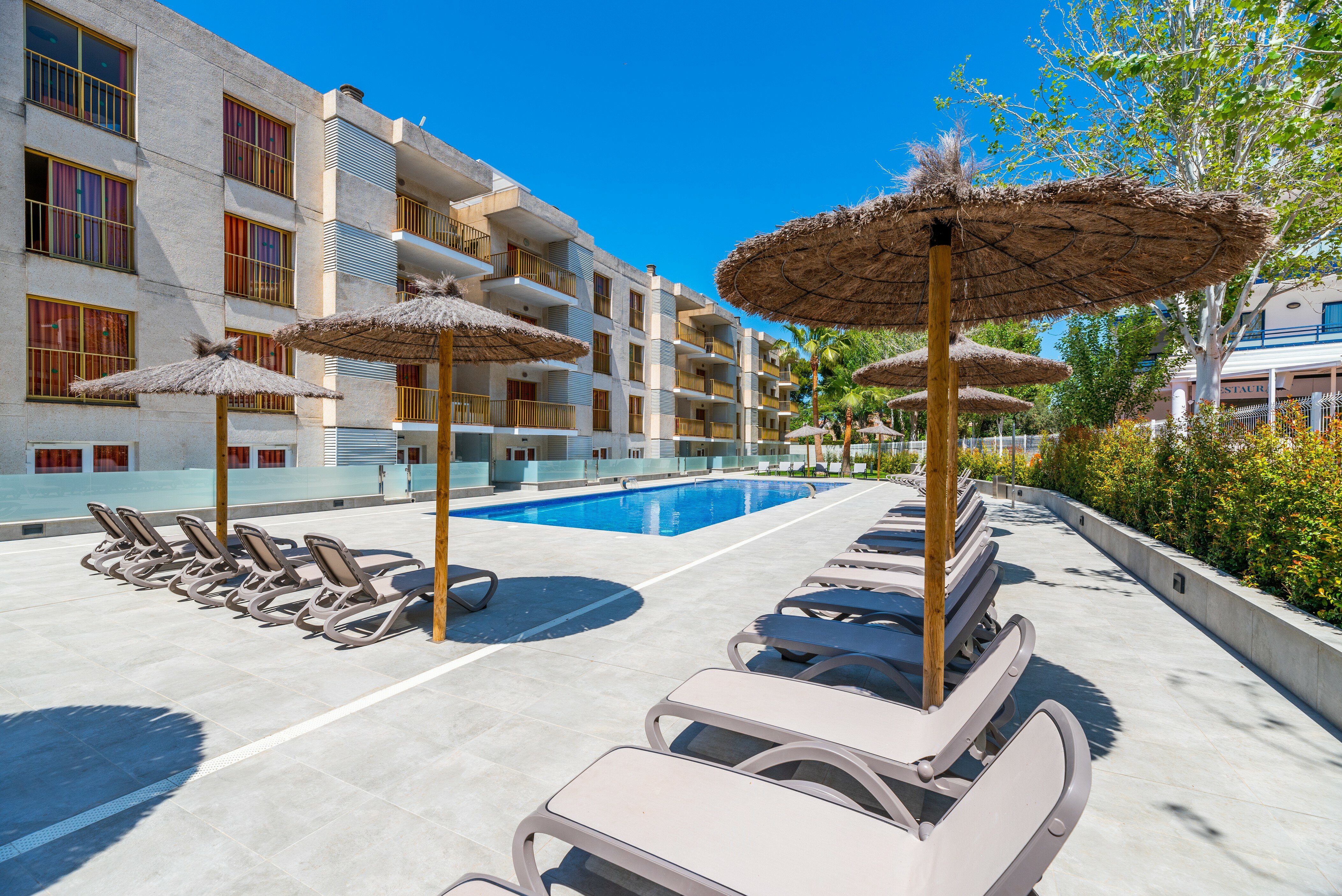 Фото Pins Marina Apartamentos