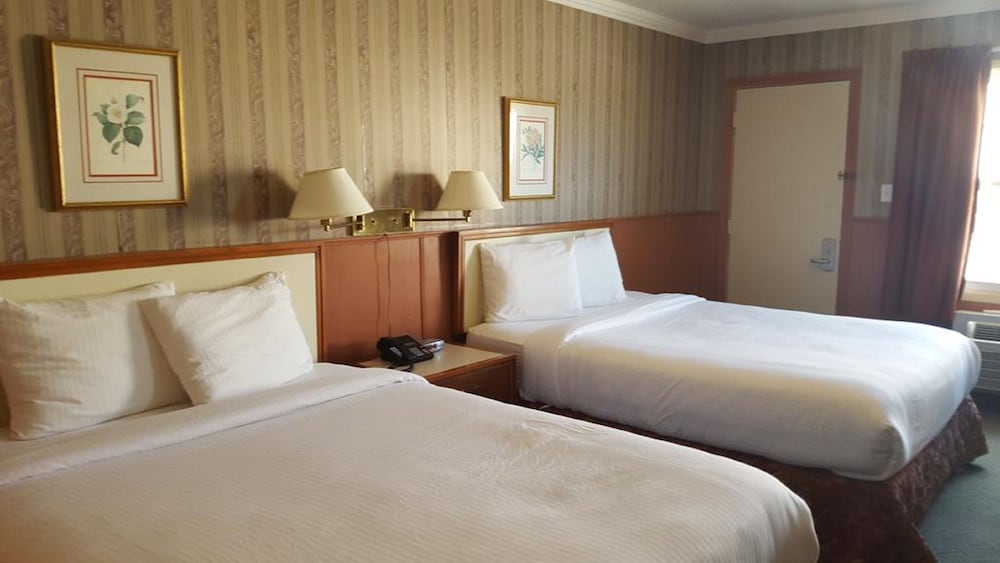 Фото Sutton Park Inn