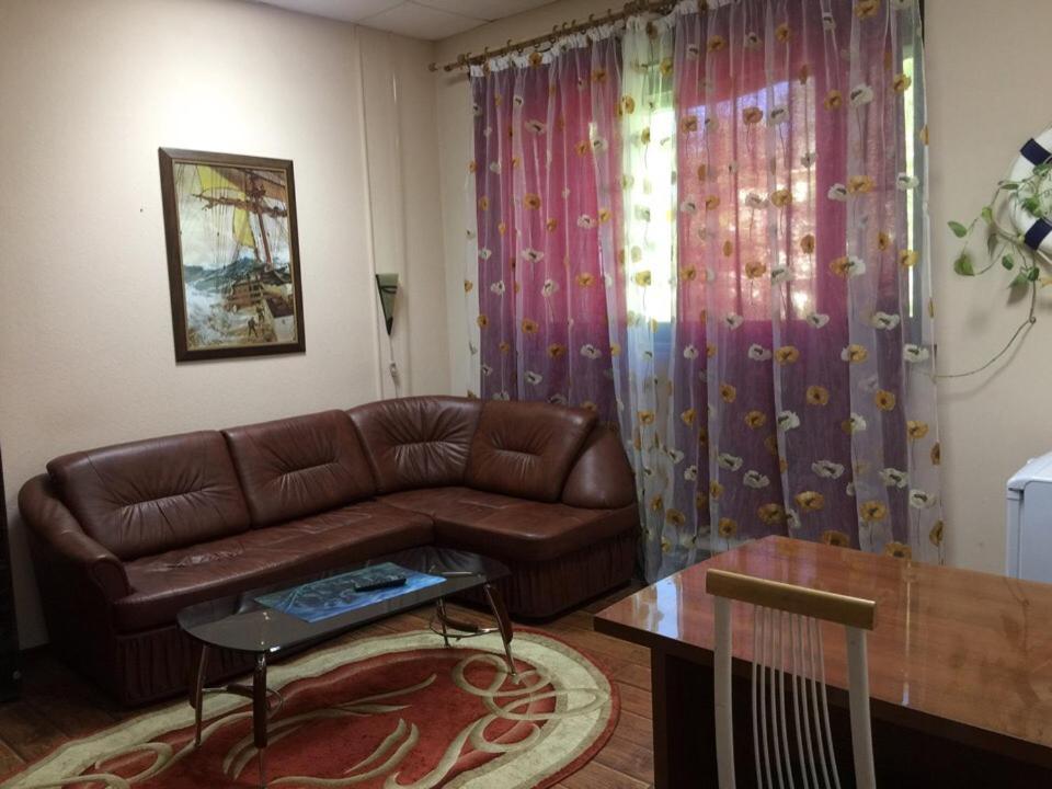 Фото Отель Кола