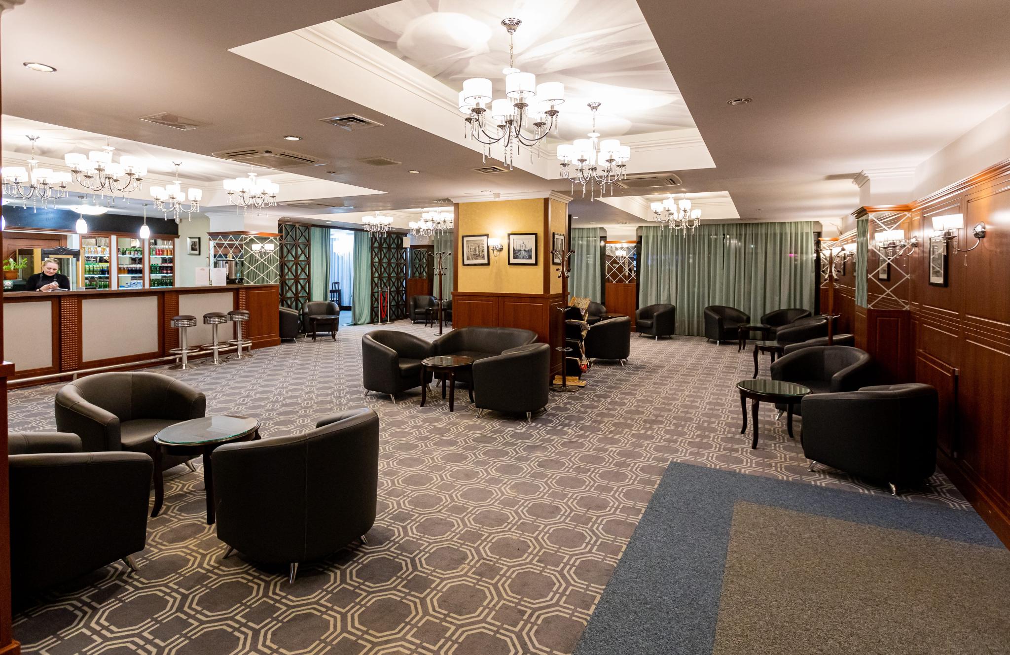 Фото Бизнес отель