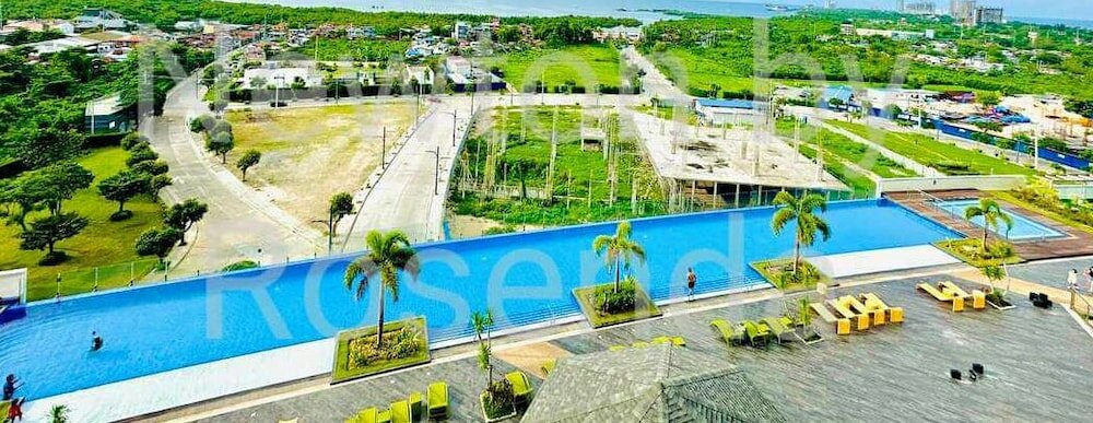 Фото 8 Newtown Boulevard