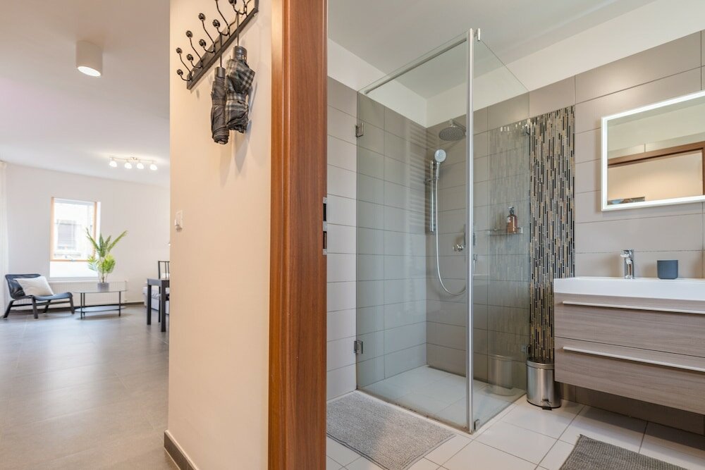 Фото Miami Vice Apartment with Balcony