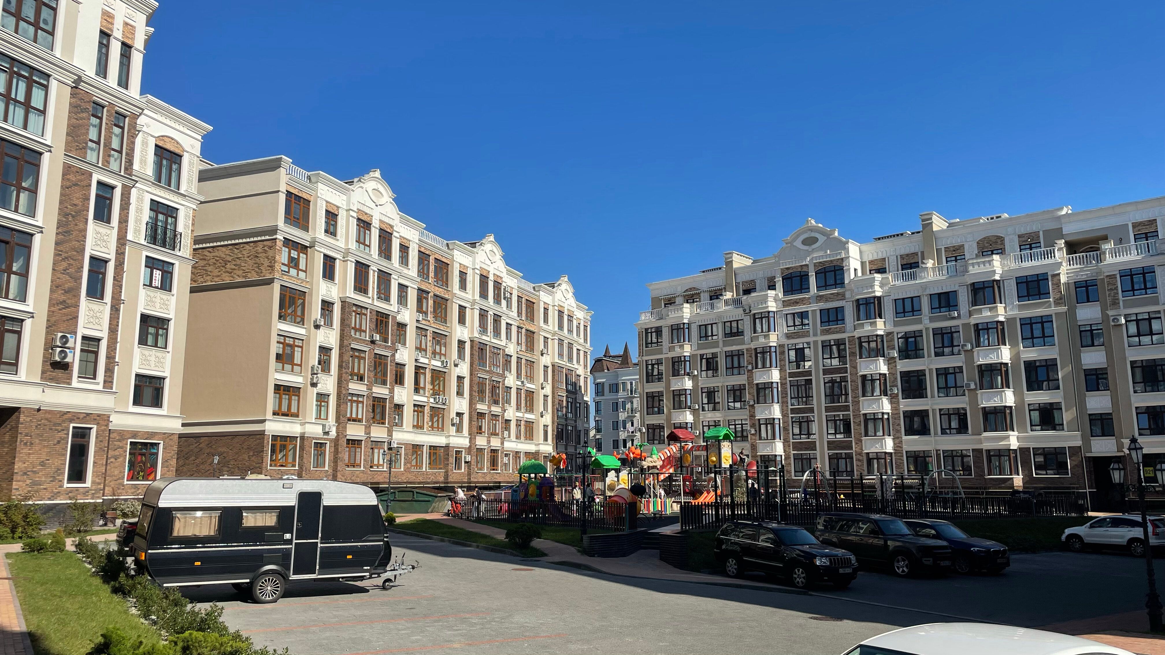 Фото 4Кайф Apartments