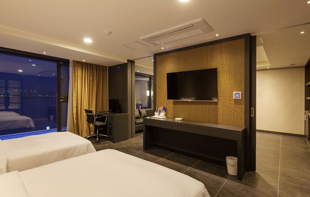 Фото Premiers Hotel