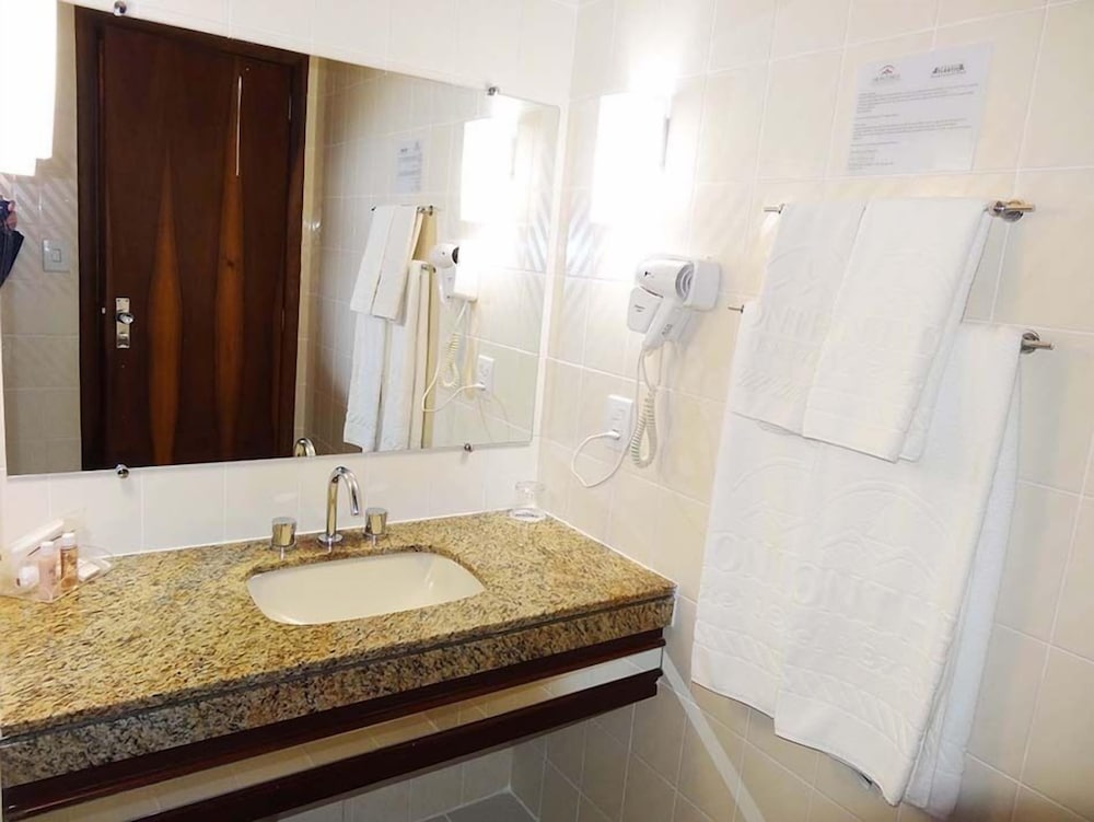 Фото Monthez Hotel & Eventos