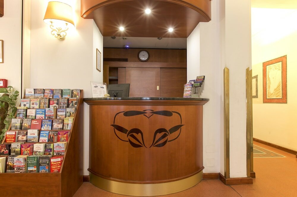 Фото Hotel Tivoli Prague