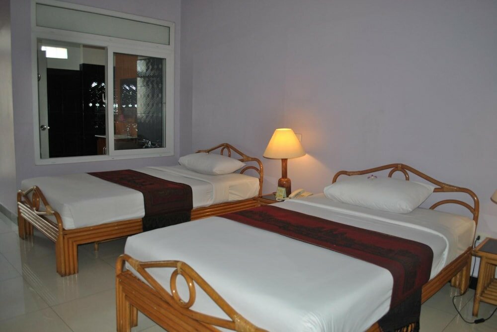 Фото Day Inn Hotel