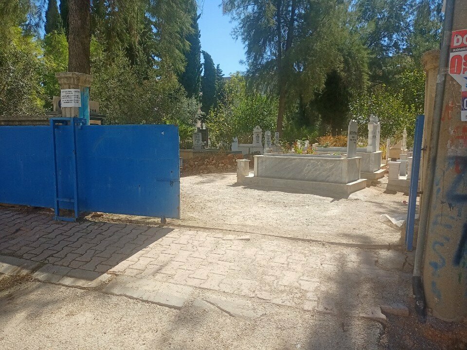 Cemetery Konuksever Mezarligi, Antalya, photo