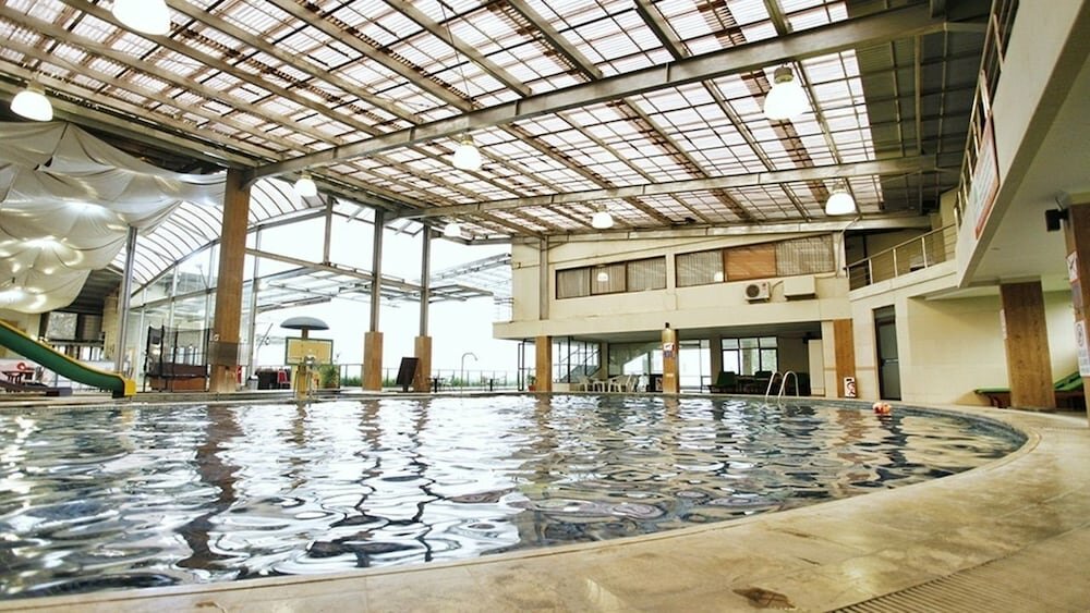 Hotel Ayola Hoci Cipanas, West Java, photo