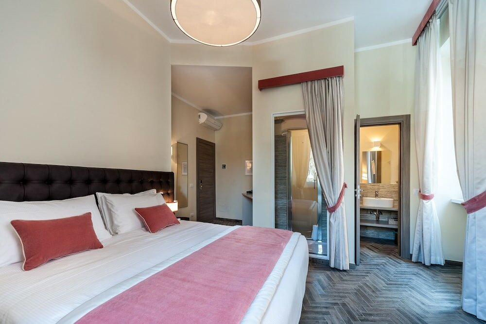 Фото Foro Romano Luxury Suites