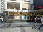 Meryem Abiye (İstanbul, Fatih, Mesihpaşa Cad., 13A) ، متجر ملابس