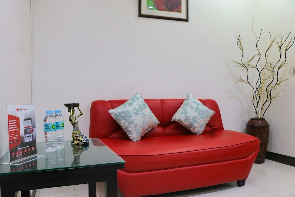 Фото RedDoorz Plus @ Mabolo Cebu