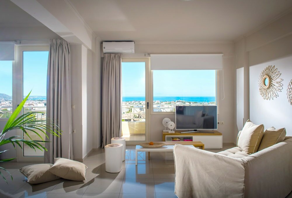 Фото Notos Heights Hotel & Suites