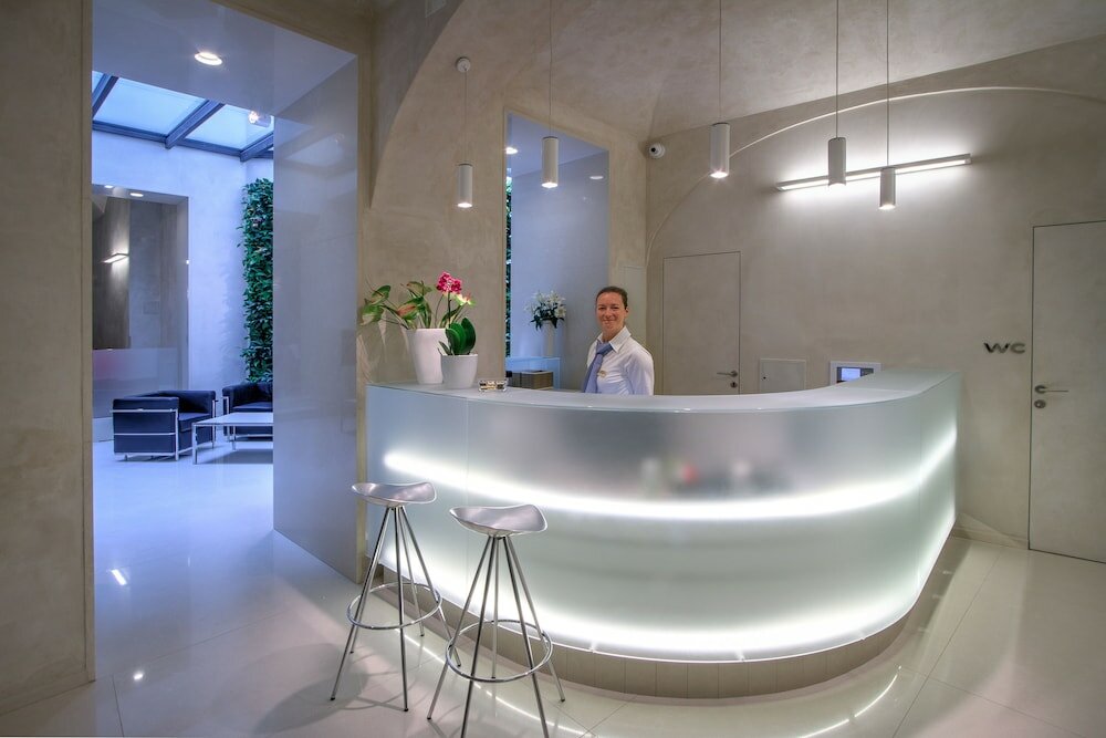 Фото Bishop's House