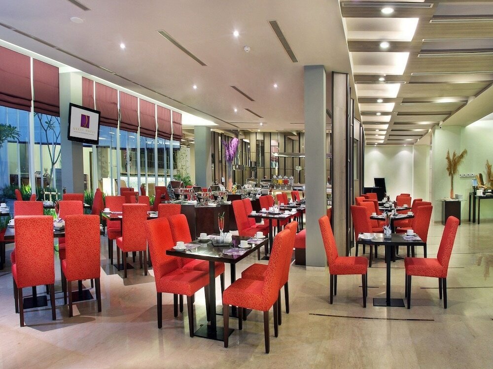 Фото Quest Hotel Simpang Lima - Semarang by Aston