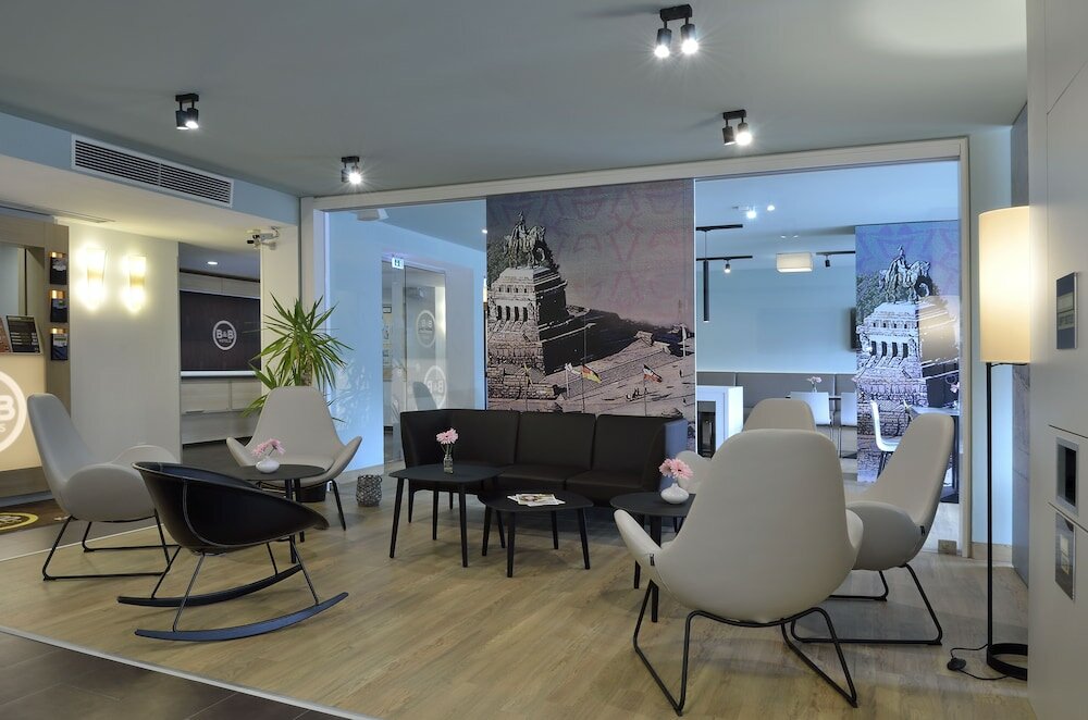 Фото B&b Hotel Heilbronn