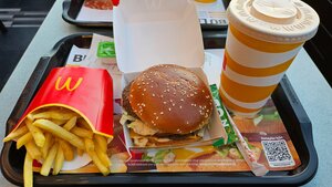 McDonald's (Muğla, Marmaris, Tepe Mah., Kubilay Alpugan Sok., 2A) ، وجبات سريعة