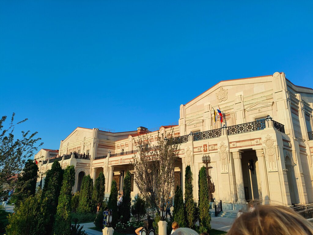 مركز ثقافي Museum and temple complex New Chersonese ، ، صورة