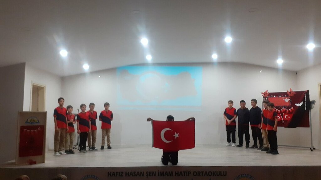 School Bilgi Middle School, Duzce, photo